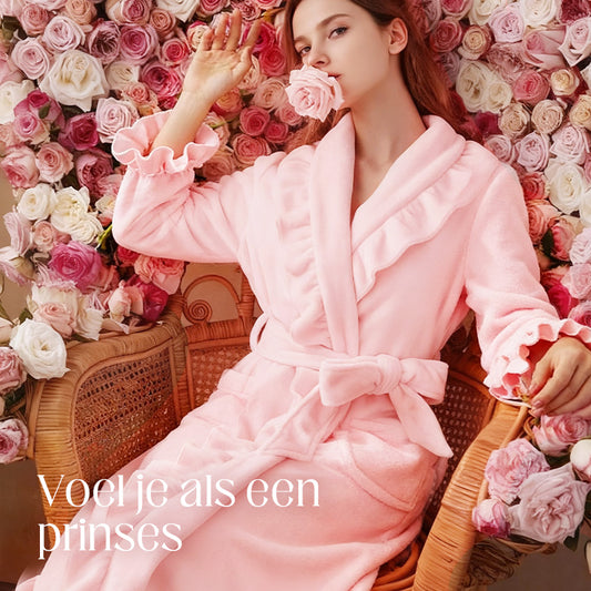 Laatste week: tijdelijk 50% korting！！！🧖♀️ Luxe Zachte Badjas – Ultra-Soft Stof, Eleganter Volant & Alledaags Comfort