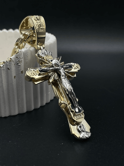 Heilige Jezus Kruisbeeld Hanger Ketting: Geloof, Bescherming & Styling in Één Sieraad