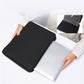 ❄️Zomerfresh 50% Korting!💻2-in-1 Laptophoes met Zonnescherm – Antireflectie Privacy Cover voor Buitenwerken, Studie & Reizen